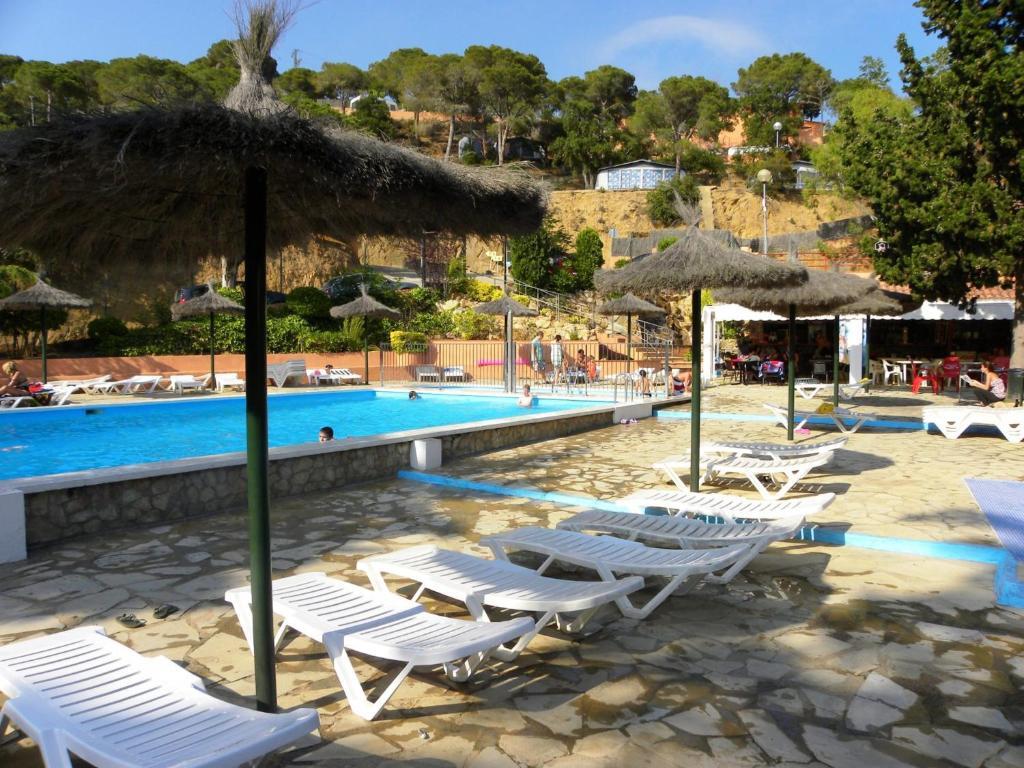 Готель Camping Senia Cala Canyelles Льорет-де-Мар Екстер'єр фото