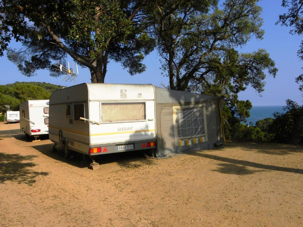 Готель Camping Senia Cala Canyelles Льорет-де-Мар Екстер'єр фото